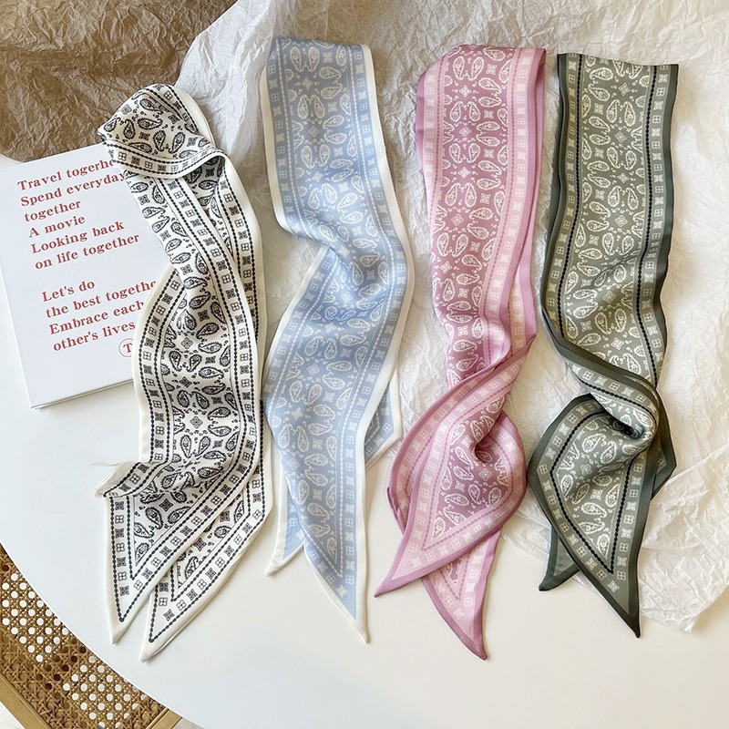 Silk Neck Scarf - مجموعة سلسلة الحرير وشاح من الساتان