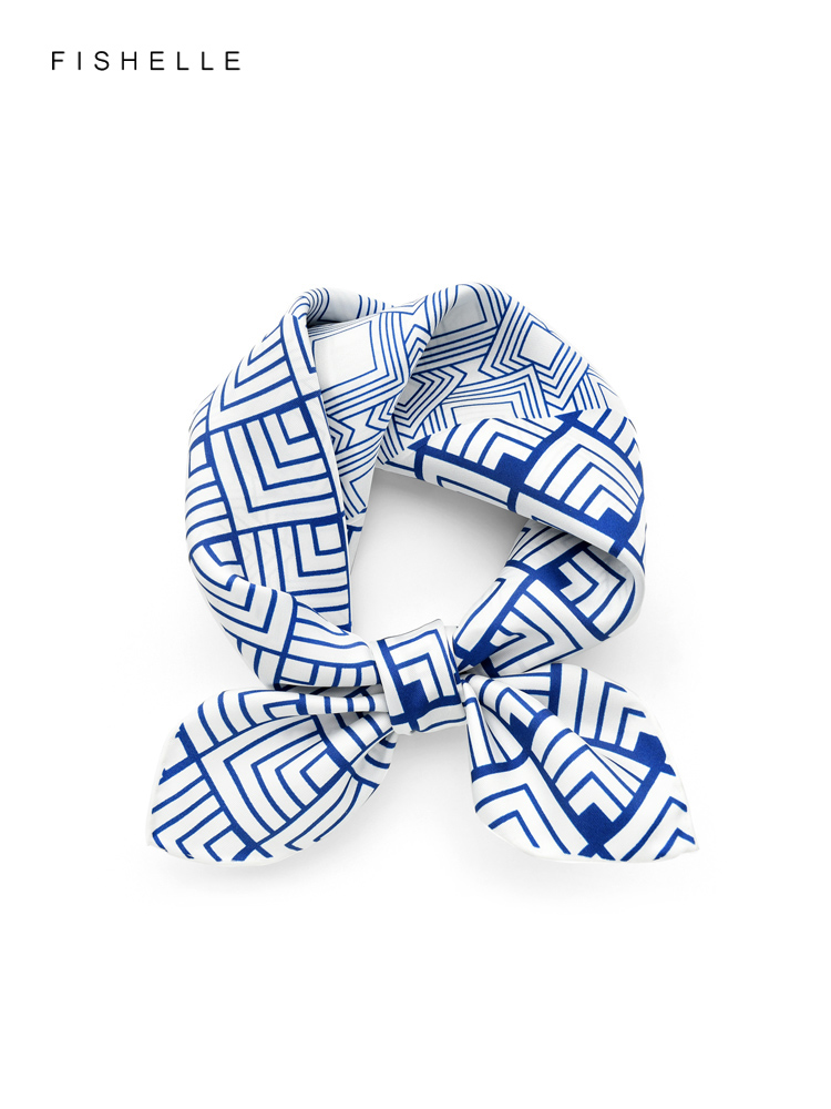 الصينية الكلاسيكية الأزرق الأب - مراجعة Scarf Silk Square وسعره