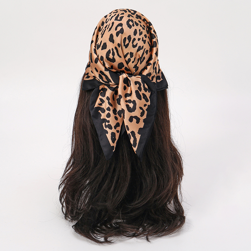 2025 موضة جديدة ليوبارد طباعة  - مراجعة Face Scarf Mask وسعره